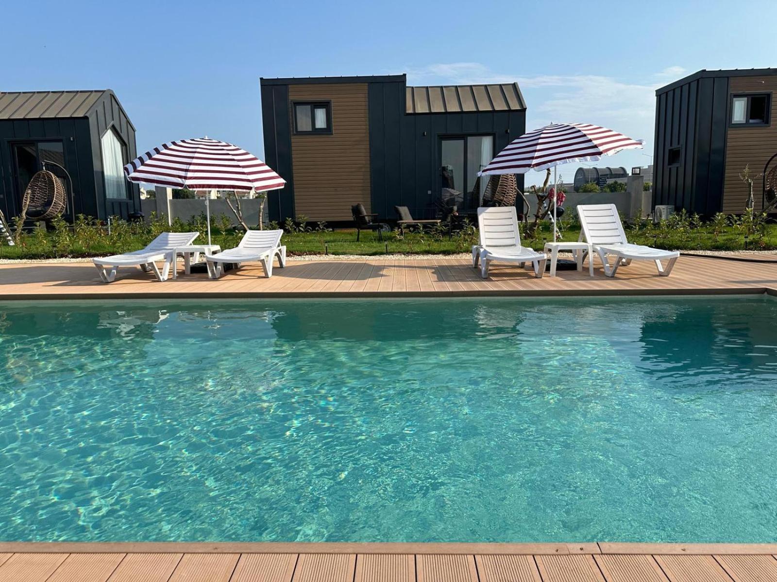 Serenity Village באלאק מראה חיצוני תמונה
