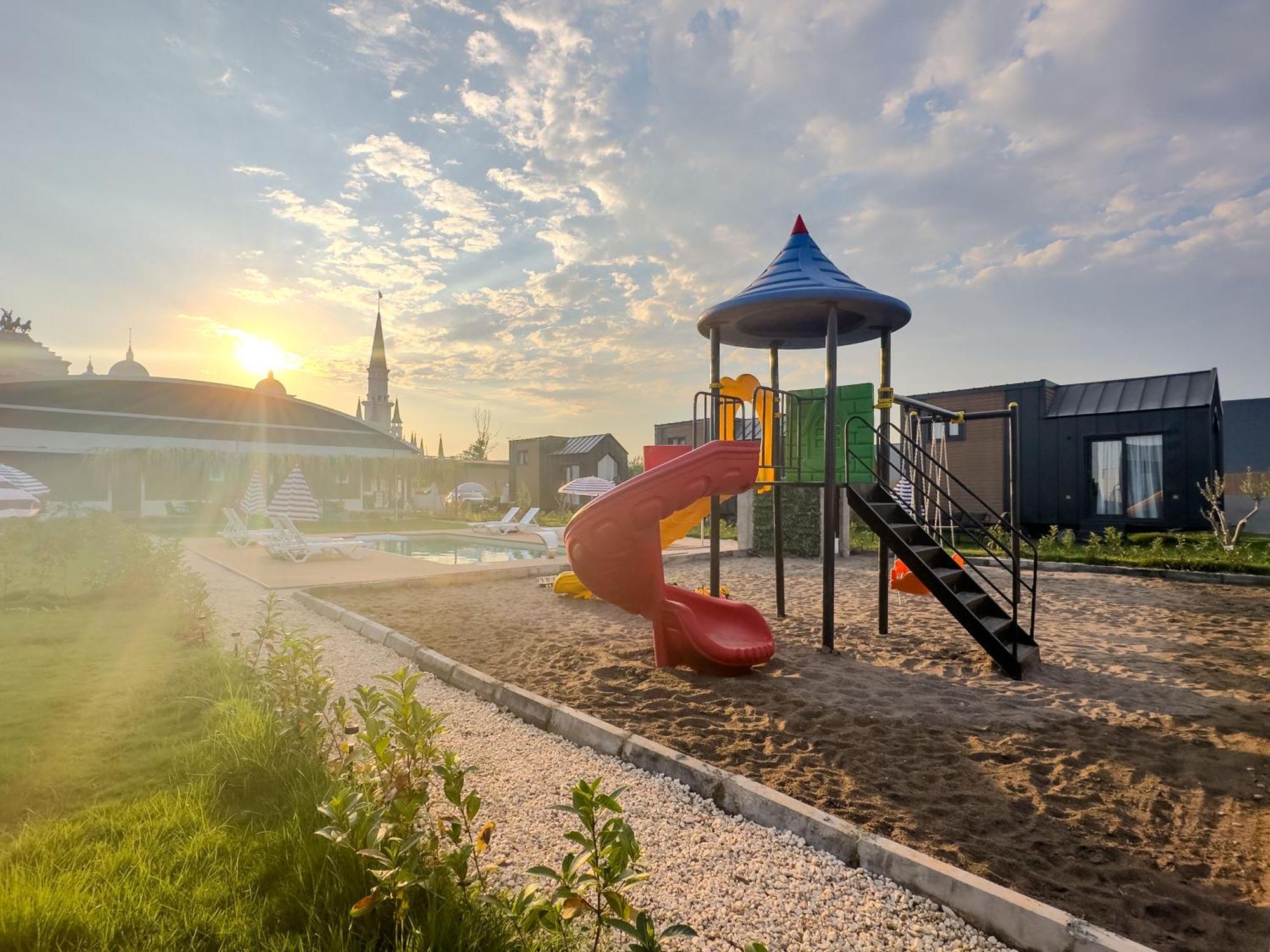 Serenity Village באלאק מראה חיצוני תמונה