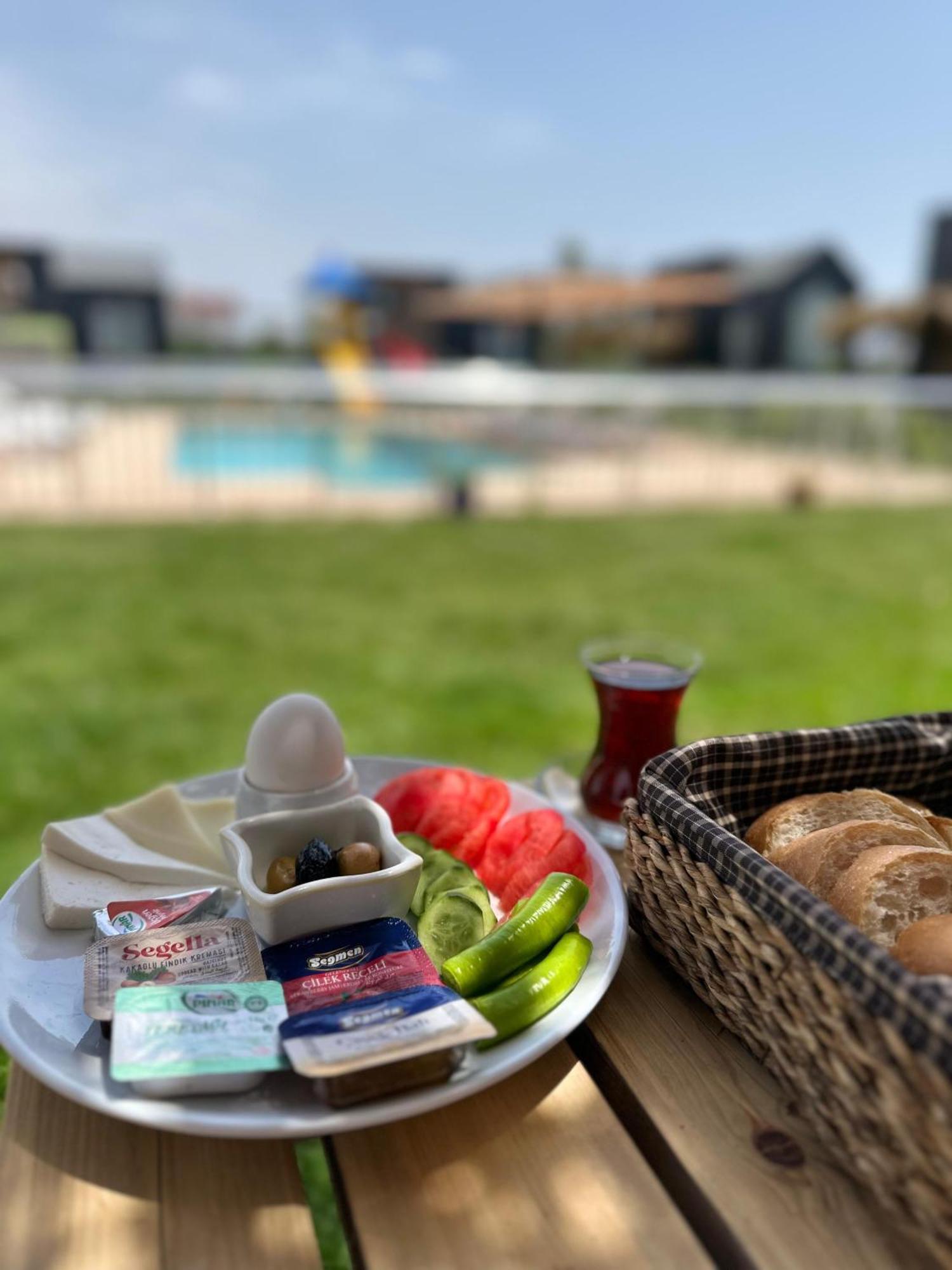 Serenity Village באלאק מראה חיצוני תמונה